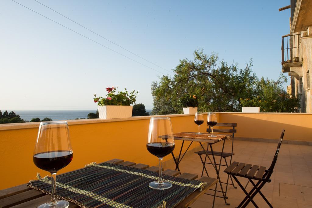 Casale Belvedere vista mare Valderice Værelse billede