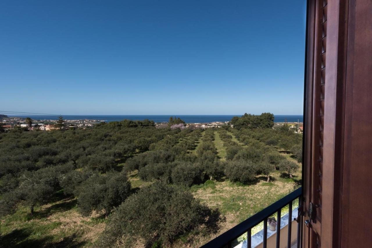 Casale Belvedere vista mare Valderice Eksteriør billede